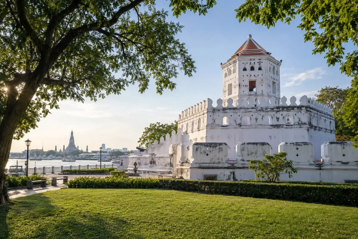 Bangkok Old Town landmark Phra Sumen Fort with a landscaped riverside setting