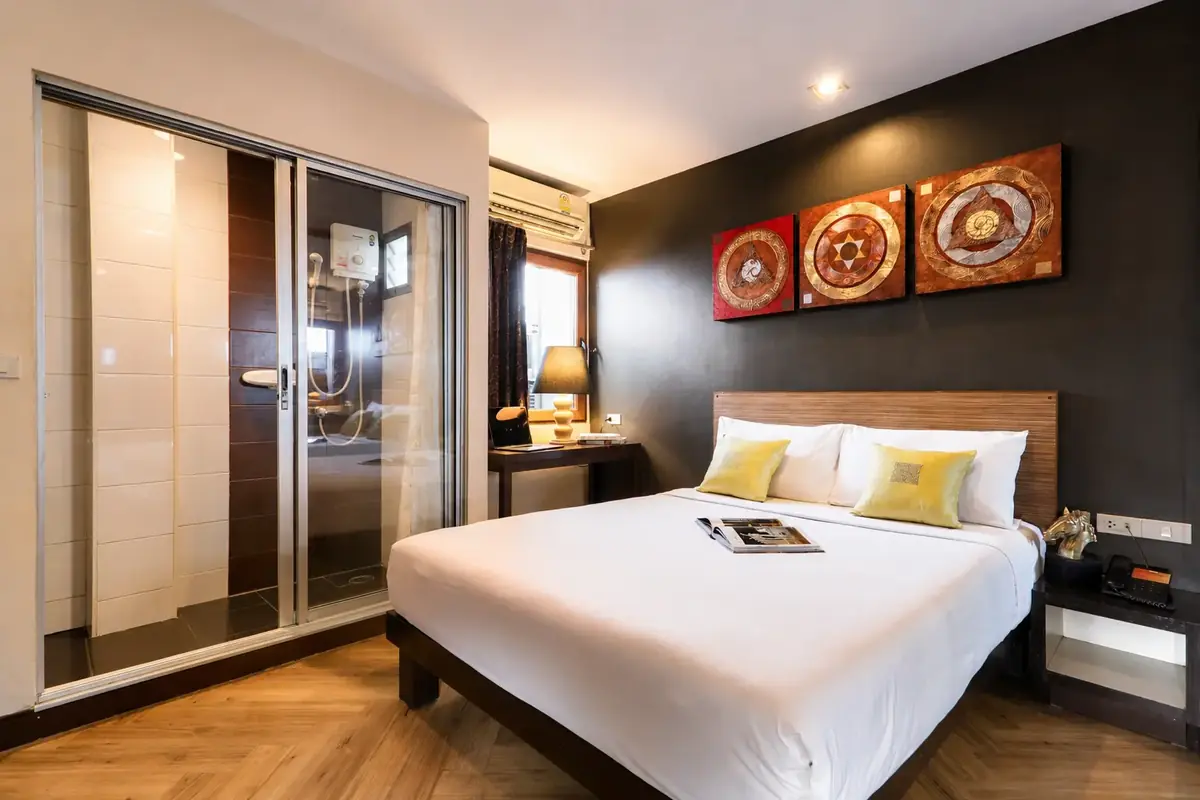 Bright Superior Double room at Sleep Withinn Hotel Khaosan